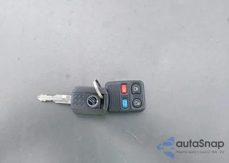 2010 Mercury Grand Marquis Ls (Fleet Only) z USA, uszkodzony, nr VIN 2MEBM7FV7AX615090